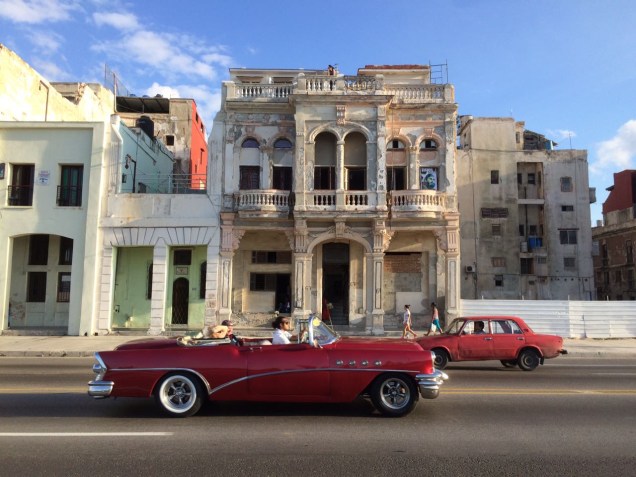 Movimentação nas ruas de Havana, em Cuba, após morte de Fidel Castro
