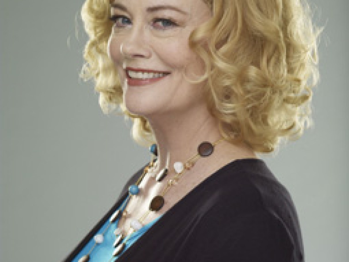 Cybill Shepherd Está Confirmada no Elenco de The Client List