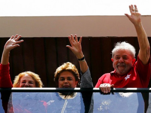 Dilma vai a Lula, num claro desafio à Justiça e às instituições
