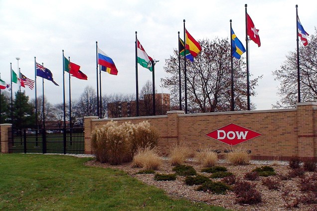 Dow Chemical - Vista da entrada de uma das unidades da companhia