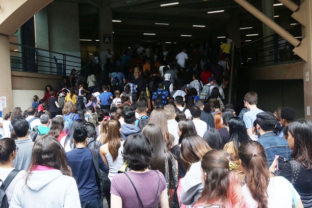 Portões são abertos para o segundo dia de prova do Enem 2016, em São Paulo