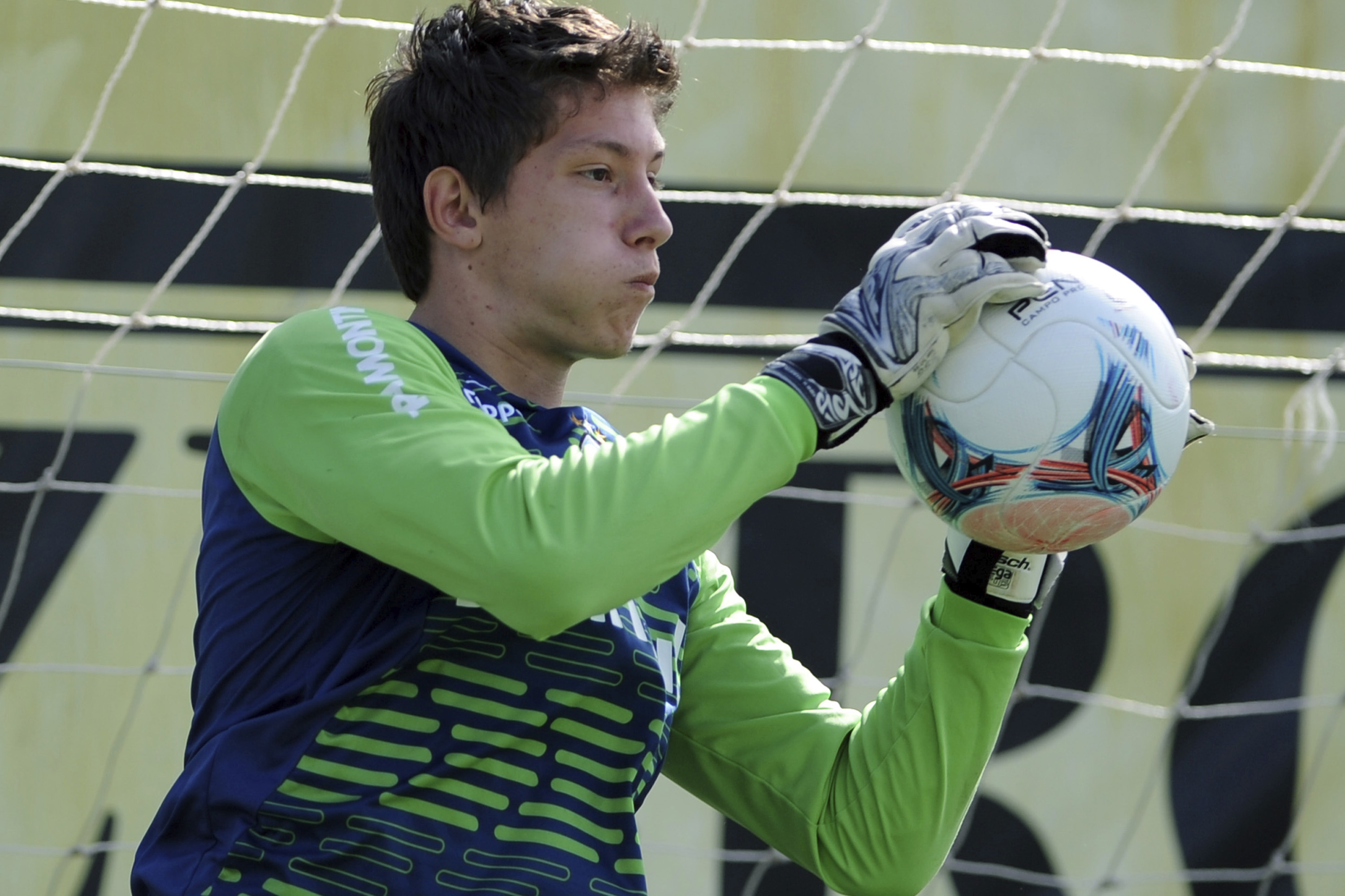 O goleiro Jackson Follmann