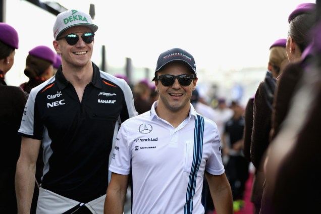 Felipe Massa e o alemão Nico Hulkenberg comparecem ao Grand Prix de Formula 1 no circuito de Yas Marina, em Abu Dhabi, nos Emirados Árabes - 27/11/2016