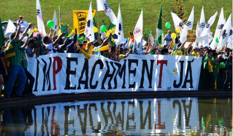 Ato em favor do impeachment promovido pelo Movimento Brasil Livre (Valter Campanaro/Agência Brasil)