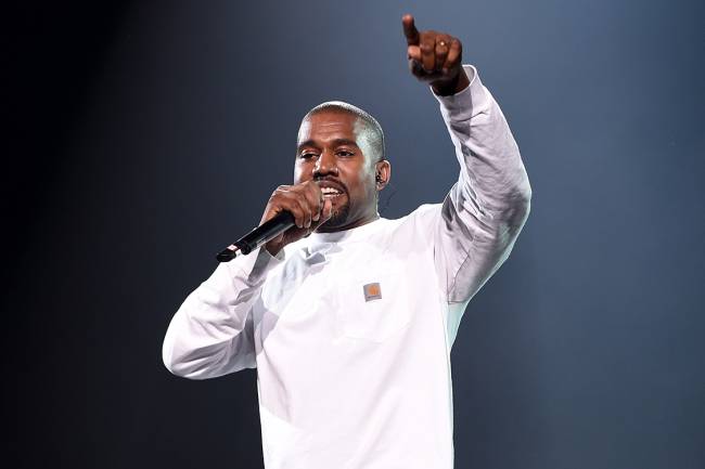 Kanye West se apresenta no Madison Square Garden, em Nova York, nos Estados Unidos