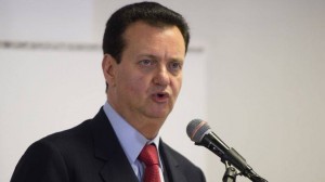 Kassab: bandeira branca com Cunha