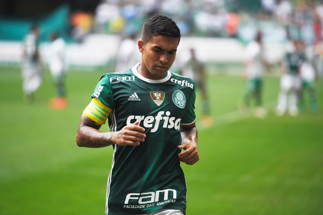 <span>Dudu, do Palmeiras, durante partida contra a Chapecoense, pela penúltima rodada do Brasileirão, em São Paulo</span>