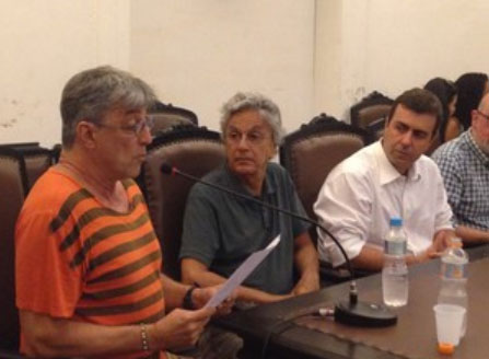 Ivan Lins e Caetano Veloso no ato de desagravo a Freixo. Não se disse uma palavra de solidariedade à família de Santiago Andrade