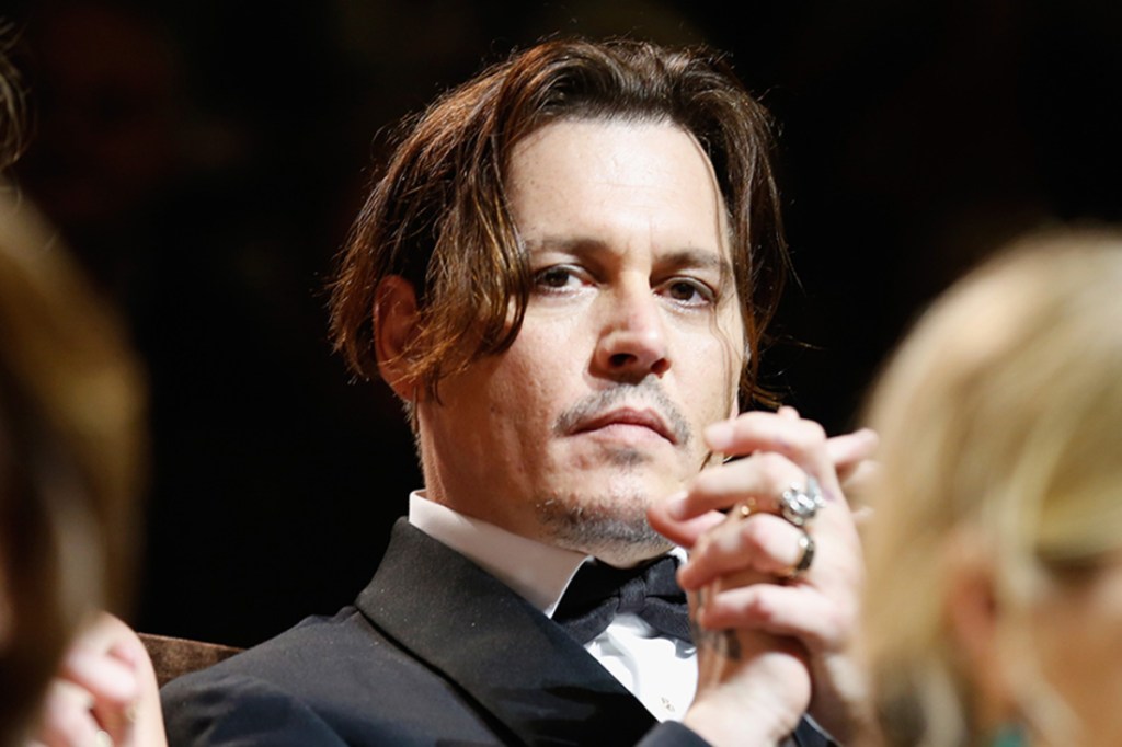 Ator vencedor do Globo de Ouro chama Johnny Depp de 'superestimado