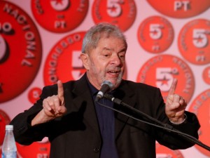 Lula: um no Congresso, outro agora