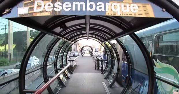 Estação túnel de Curitiba, que passa por modernização, tema de um dos vídeos do Canal Mova-se (Reprodução)