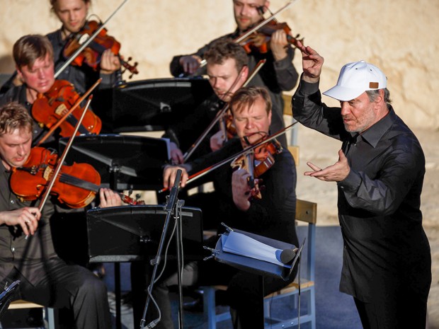 Bálsamo no deserto: Gergiev conduz a orquestra e a manobra de Putin