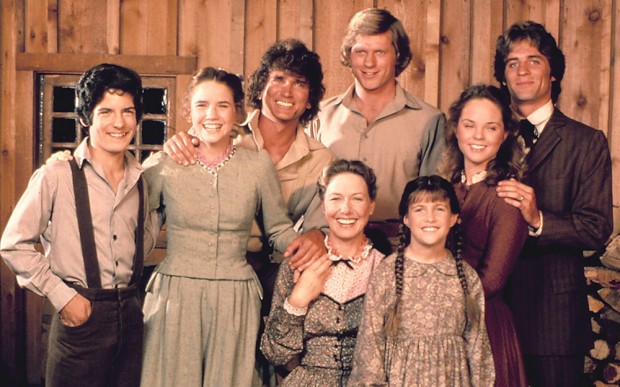 Elenco de 'Os Pioneiros' (Foto: