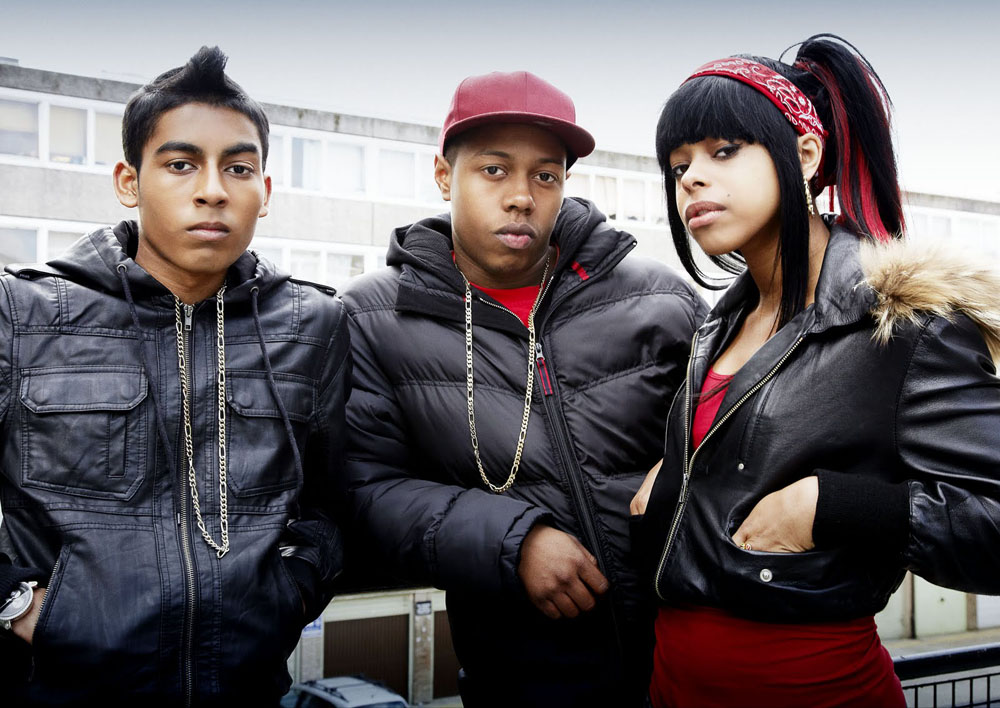 Preview e Fotos do Elenco da Minissérie Postcode | VEJA