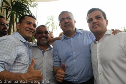 A partir da esquerda, Luiz Moura, Senival Moura e Padilha: tudo positivo, moçada!!!