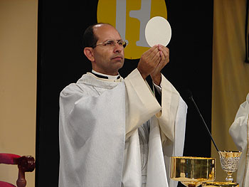 Cristianismo stalinista” do Mato Grosso pede a cassação do padre Paulo  Ricardo. Entendi que seu pecado é ser católico demais! Cadê a solidariedade  de Chalita? | VEJA