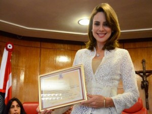 Rachel Sheherazade recebe Diploma de Honra ao Merito da CMJP