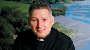 Sagra&ccedil;&atilde;o - Marcelo Rossi: ele doou 25 milh&otilde;es de reais