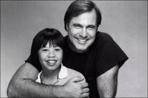 Ernie e Gil Gerard em 'O Pequeno Mestre' (Foto: ABC/Arquivo)