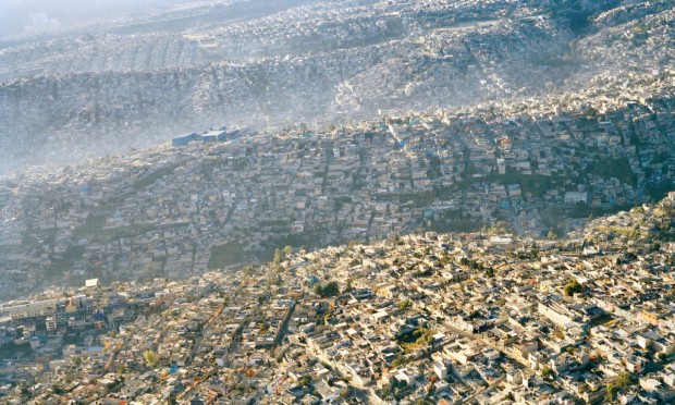 Vista aérea da Cidade do México, onde moram 20 milhões de pessoas. Imagem do Global Population Speak Out