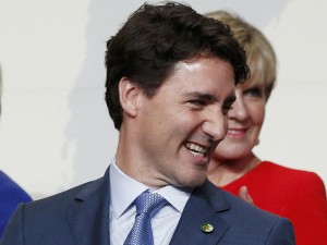 Só estampa: narcisismo e esquerdismo de butique  são a base de Justin Trudeau, o belo (Reuters/Kevin Lamarque)