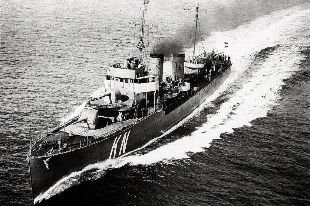 HNLMS Kortenaer, navio holandês que data da Segunda Guerra Mundial