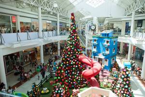 Shopping Center em véspera de Natal na cidade de Belo Horizonte, Minas Gerais