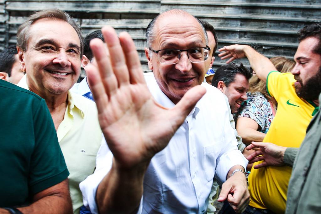 Geraldo Alckmin e o senador Agripino Maia (DEM-RN) na manifestação