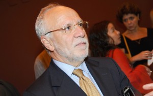 Alexandrino: fora da cadeia
