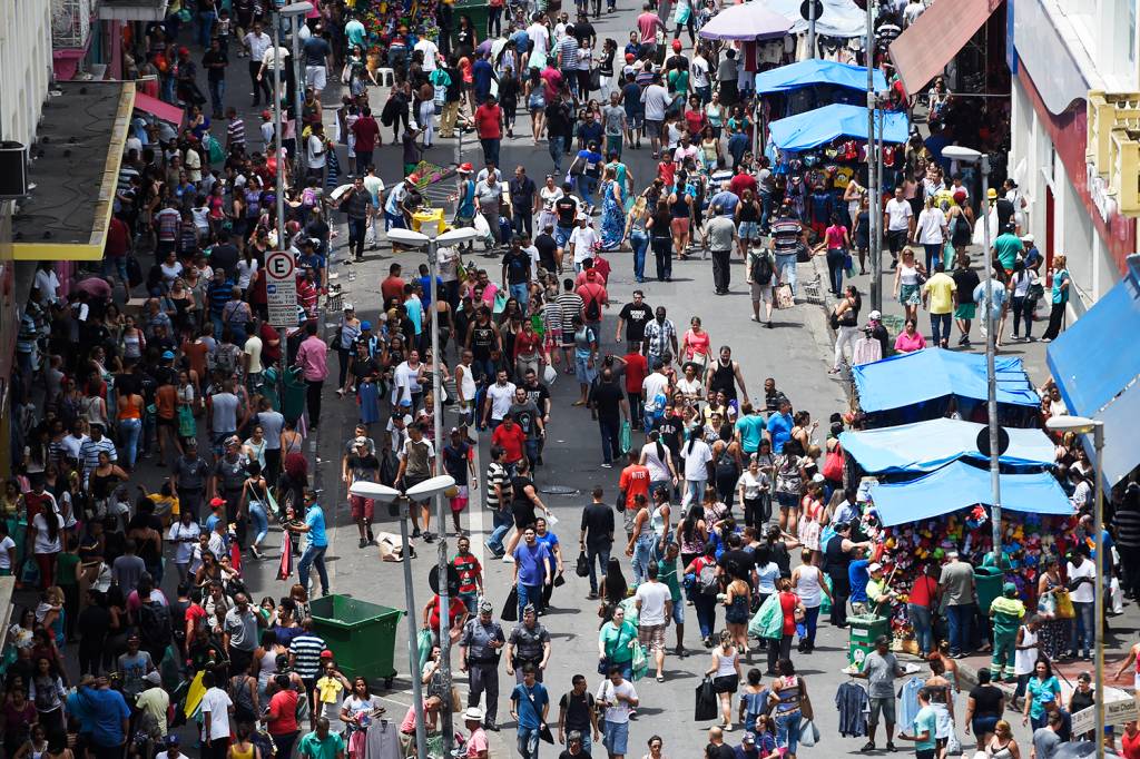 Taxa de desocupação no Brasil sobe para 7% no 1º trimestre