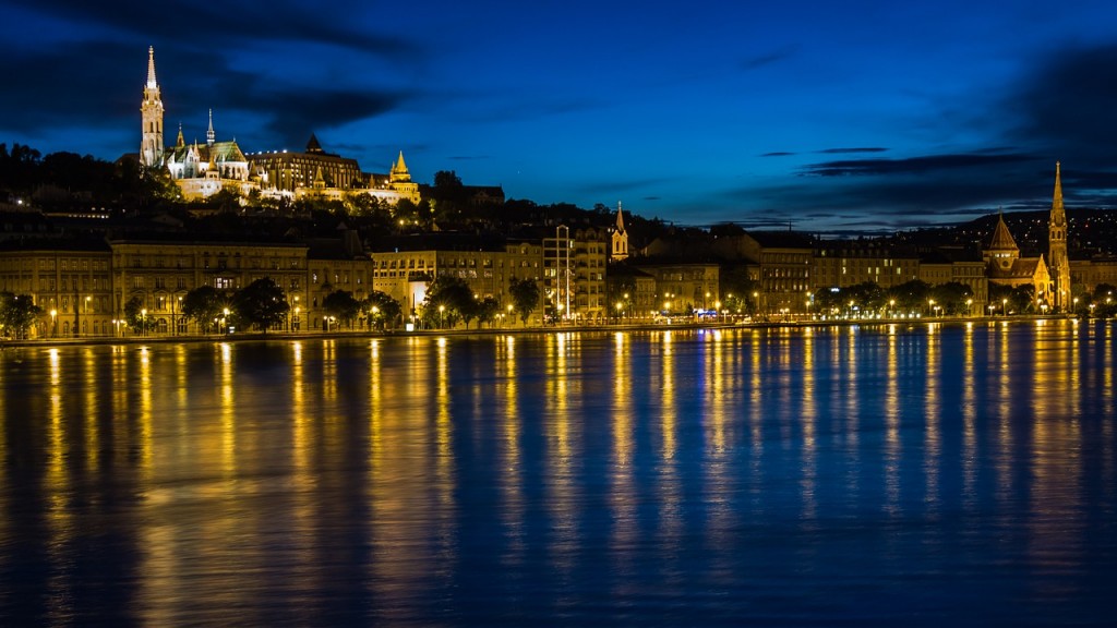 O Castelo de Buda e o Danúbio, em Budapeste