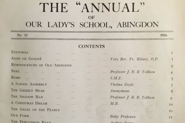 Sumário do anuário da Our Lady's School, com os dois poemas de Tolkien (Crédito: Our Lady's School/Divulgação)