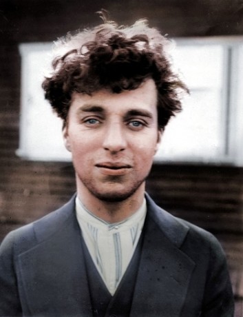 Charlie Chaplin em 1916, com 27 anos