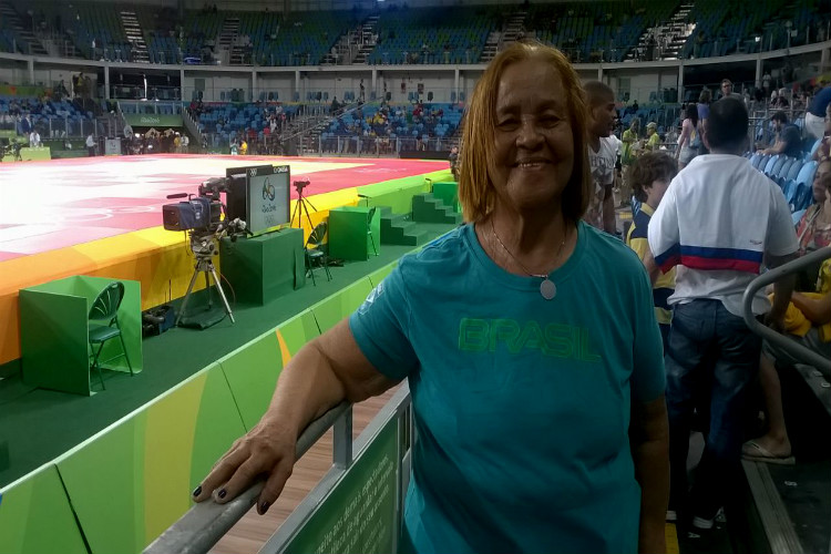 A torcedora-mãe do judô