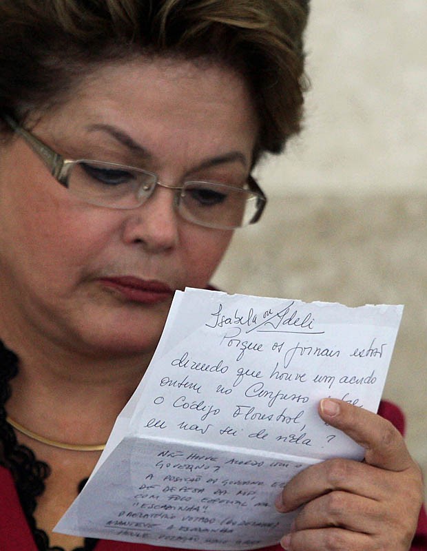 Celso Arnaldo Araújo: São quatro as manifestações conhecidas do dilmês escrito
