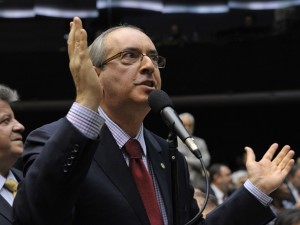 Indeciso sobre voltar ou n&atilde;o a frequentar reuni&otilde;es de l&iacute;deres