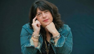 E.L. James: agora, a vis&atilde;o masculina dos cinquenta tons