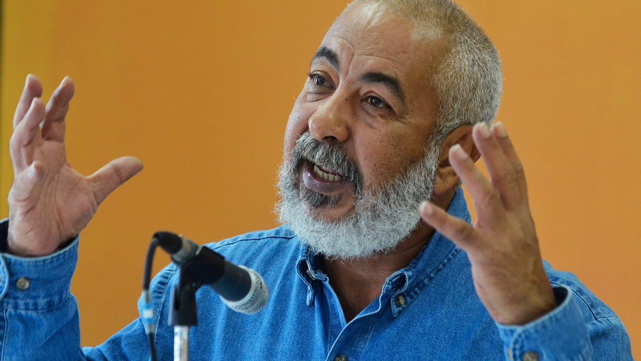 O escritor cubano Leonardo Padura (Tânia Rêgo/Agência Brasil)