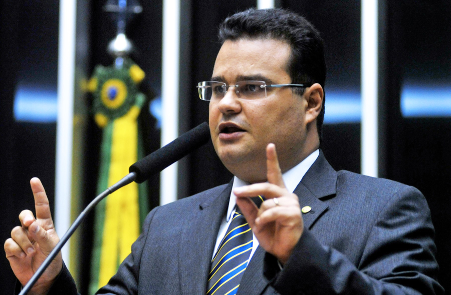 DE OLHO EM 2026 - Valdemar Costa Neto: cacique do PL afirma que “as coisas no Brasil podem mudar”