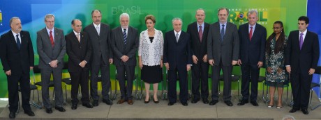 Foto Dilma Ministros calça curta 2