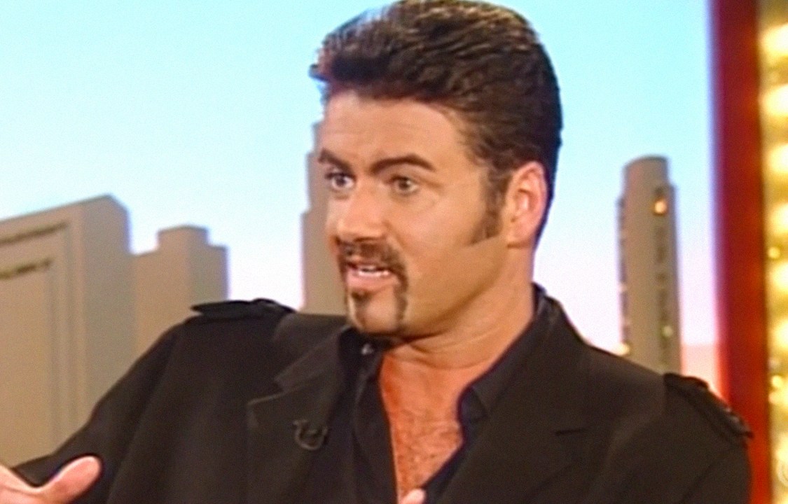 George Michael durante entrevista para a rede CNN, em 1998