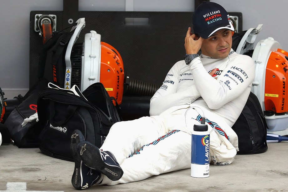 O piloto brasileiro Felipe Massa, após treino classificatório para o Grande Prêmio do Brasil de Fórmula 1, realizado no Autódromo de Interlagos, zona sul de São Paulo (SP) - 12/11/2016