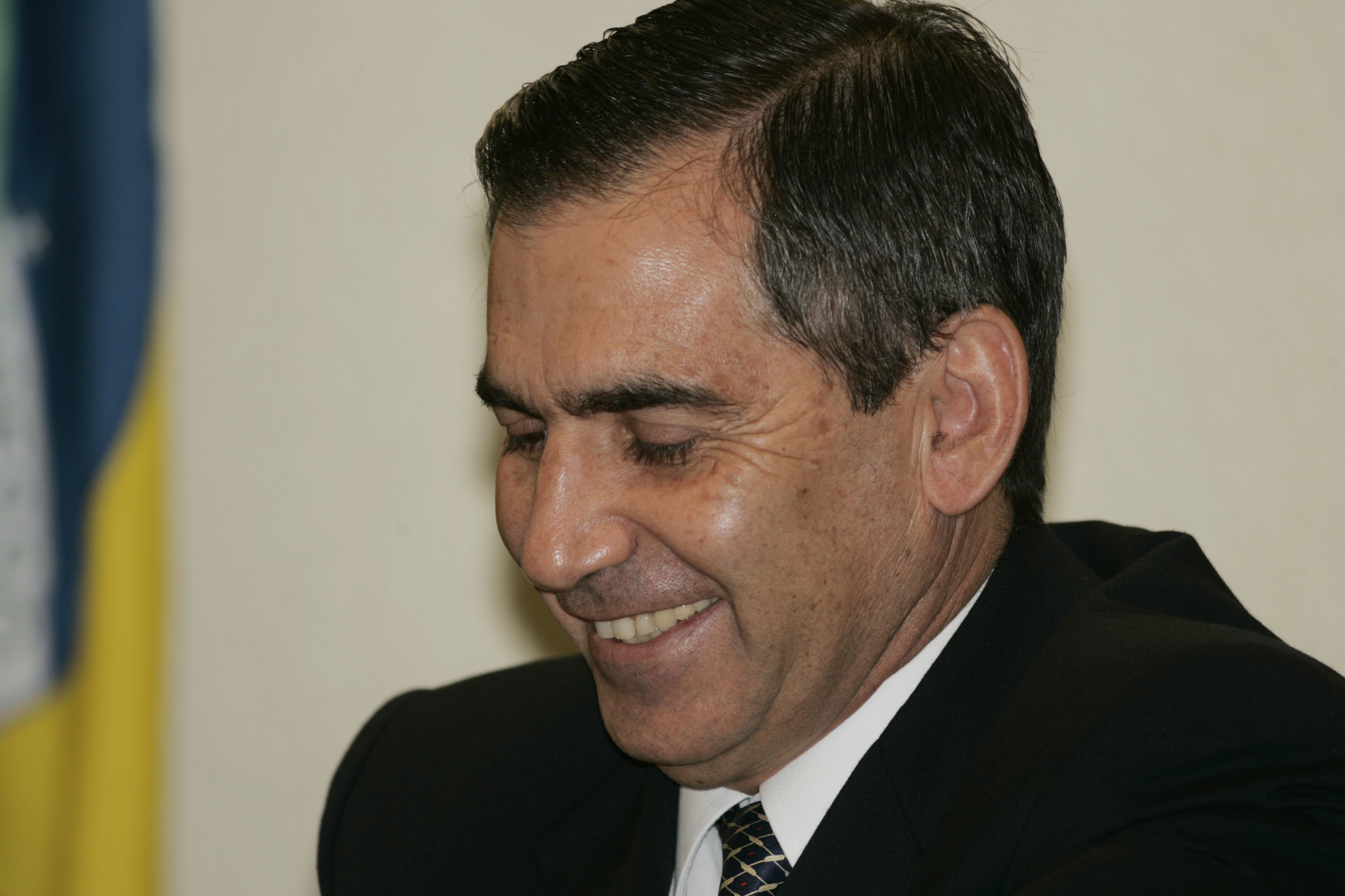 Gilberto Carvalho aposta na religião, Netinho se lança à Presidência e Protógenes Queiroz ameaça com a temível maleta preta