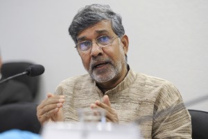 Kailash Satyarthi, criador da Marcha Global Contra o Trabalho Infantil, debate a exclusão escolar e os impactos do trabalho infantil