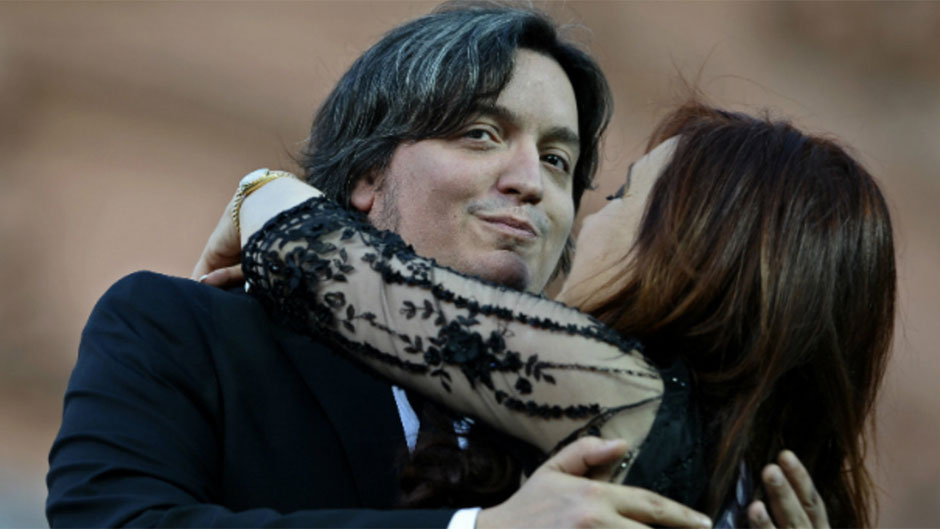 Máximo with his mother, Argentinean president Cristina Kirchner(EFE)