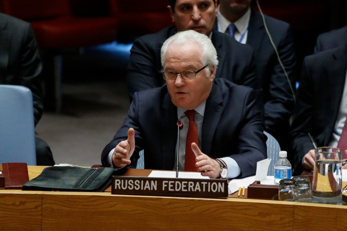 Embaixador russo durante reunião do Conselho de Segurança da Onu