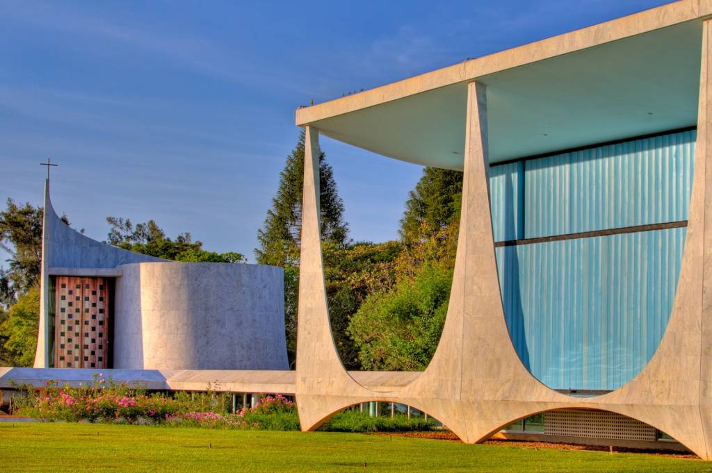 Construção de Niemeyer, transformada em escritório por Dilma