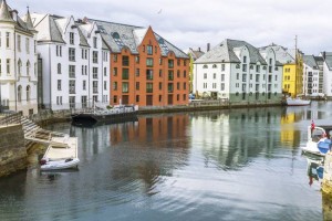 Vista da cidade de Alesund, na Noruega