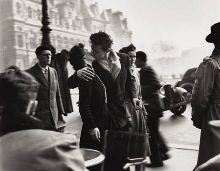 'O beijo do Hotel de Ville', foto do francês Robert Doisneau