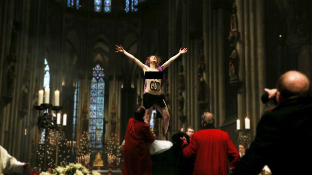 profanacao-na-catedral